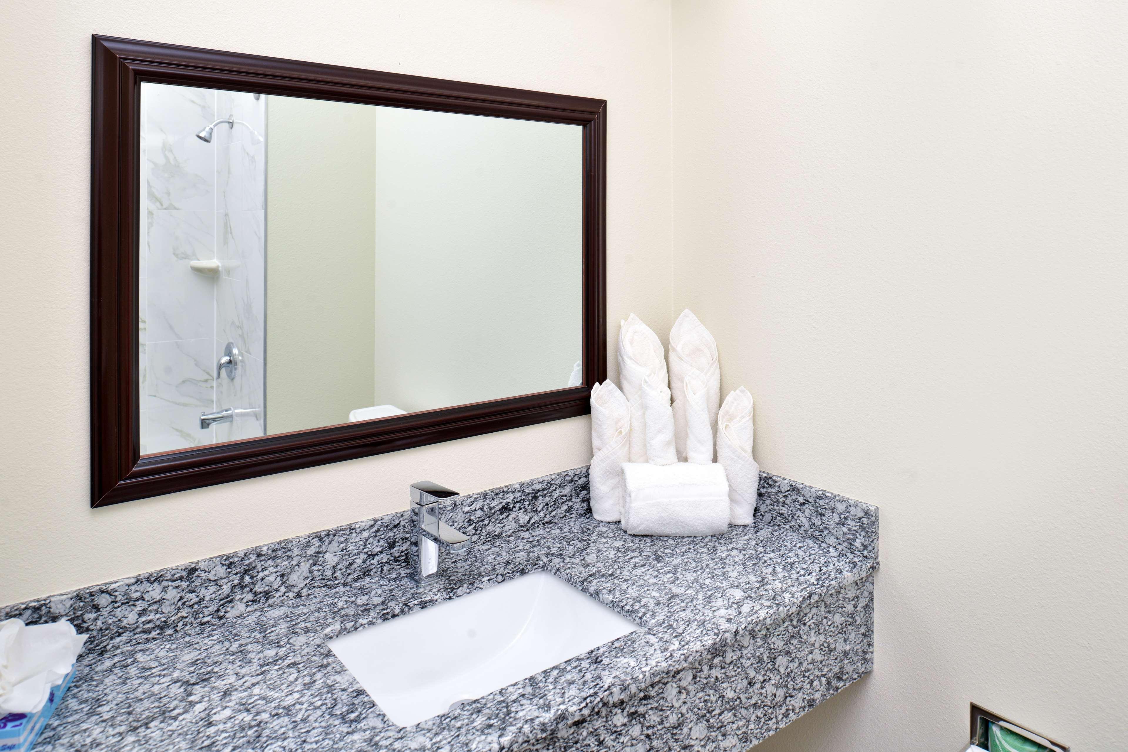 Americas Best Value Inn & Suites - Houston/Hwy 6 & Westpark Mission Bend Zewnętrze zdjęcie